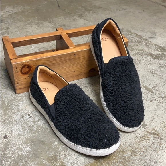 ugg ricci black